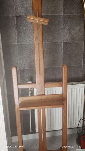 Fait main chevalet - fait, d’atelier
