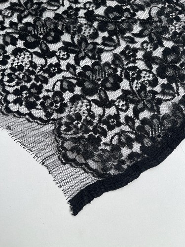 Coupon noire haute couture