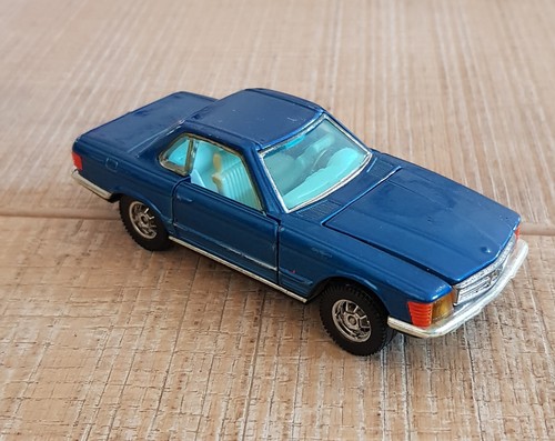 Corgi toys mercedes benz 350 - corgi,