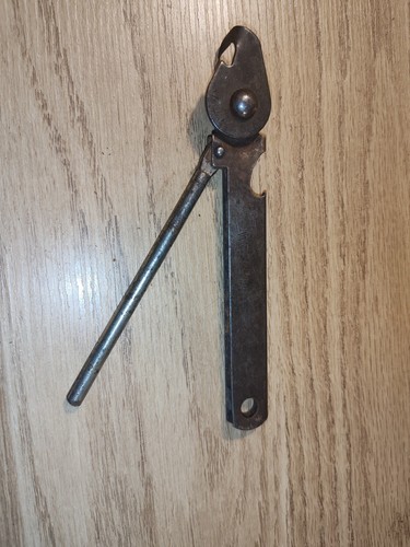 Ancien ouvre boite metal - ouvre,