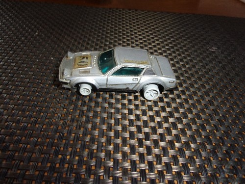 Voiture circuit matchbox - voiture,