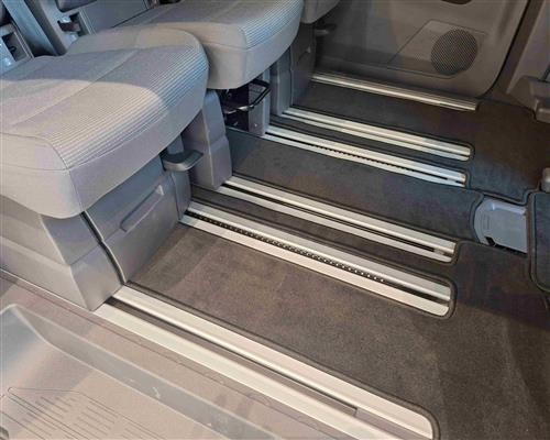 Tapis coffre noir - de,