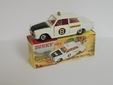 vrai Dinky toys 212 -  FORD