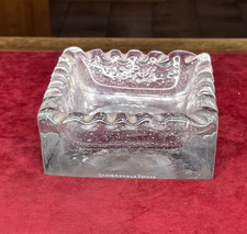 verrerie d art N146 cendrier en verre blanc signé daum nancy france ???