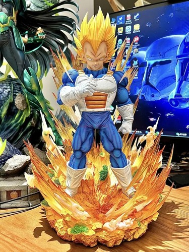 Dragon ball figurine vegeta - dragon,