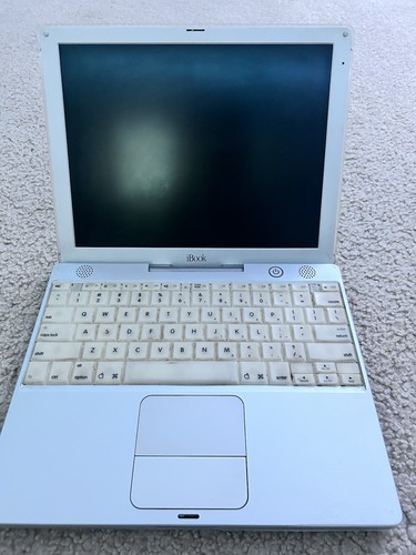 White apple ibook powerpc - g3,