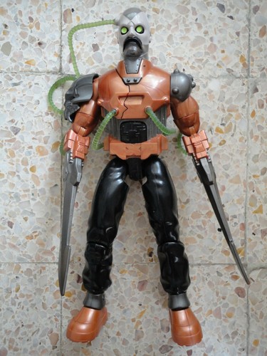 Action man toxic robot - dr,