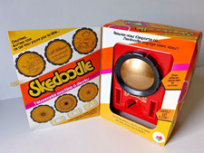Jouet vintage Skedoodle neuf en boite idem telecran