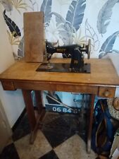 machine à coudre ancienne