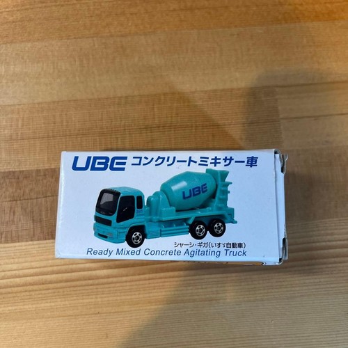 Tomica ube concrete mixer - tomica,