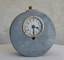 A IDENTIFIER ? horloge