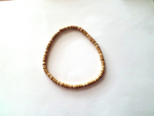 Collier perles bois - ,