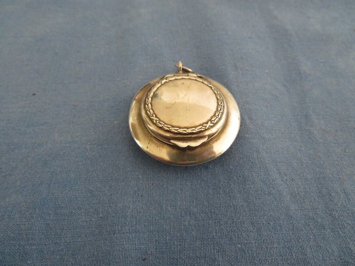 Ancienne boite ronde - ronde, argent