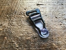 1 mini Porte Jarretelle à