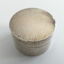 BOITE A PILULE ANCIENNE EN ARGENT REF77487