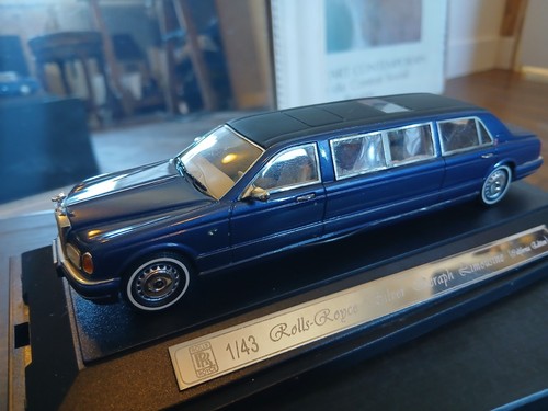 Rolls royce silver - royce, seraph
