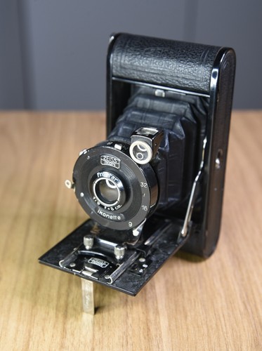 Petit appareil photo zeiss - petit,