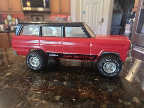 Vintage tonka jeep - tonka,