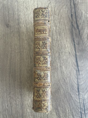 Livre xviii jardinier - livre,