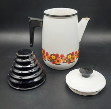 Ancienne Cafetière en Tôle