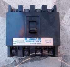 DISJONCTEUR  UNELEC RECORD