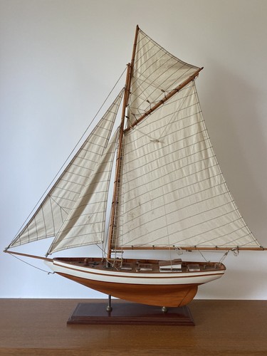 Ancien voilier bassin - ancien,