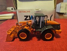 HITACHI  Chargeur pneus ZW 220