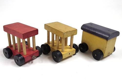 Chariots train bois - de,