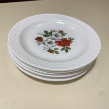 6 assiettes à dessert