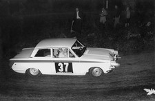 M465 Lotus Cortina. Nuit