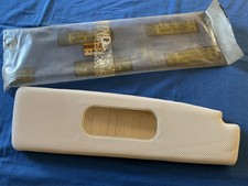 Pare soleil d’origine Renault R12 réf 7701005238