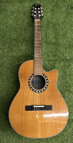 Guitare electro ovation pro - electro,