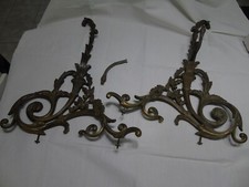 Paire de grands supports de