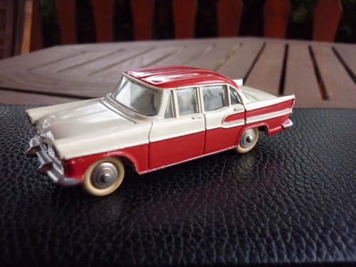Dinky toys france 24k simca - ,