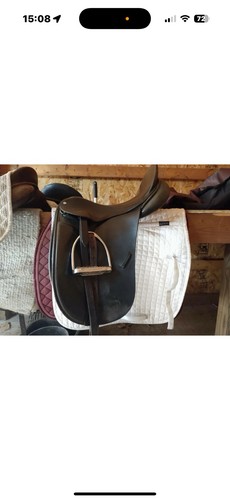 County dressage saddle model - dressage,
