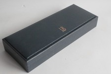 Boite pour jeux de cartes et