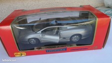 Voiture Maisto 1/18 jaguar