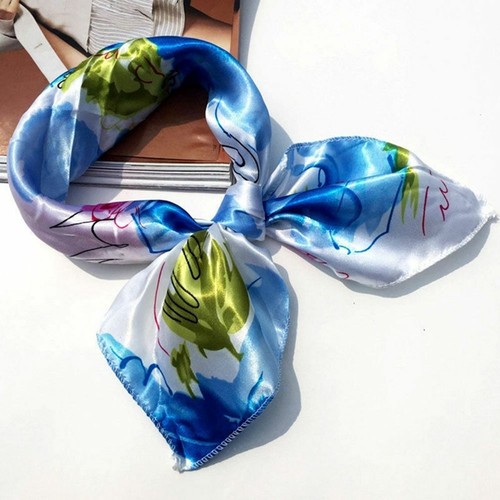 Foulard bandana carré satin