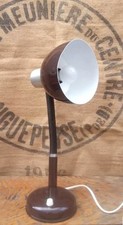Lampe de bureau en métal et