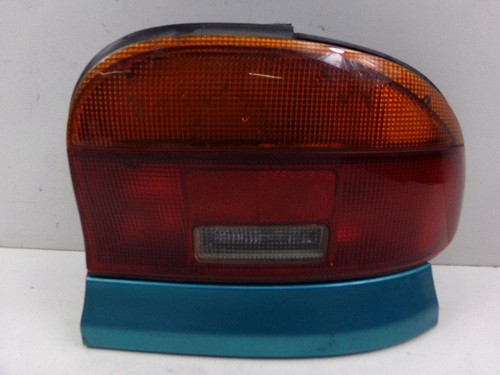 Mazda 121 1993 - , feux