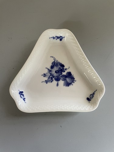 Royal copenhagen blue flower - royal,