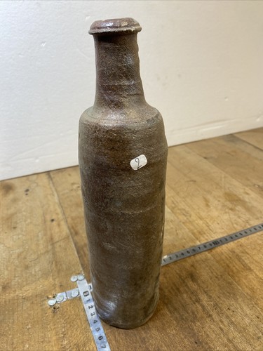 Ancienne bouteille en - n.2,
