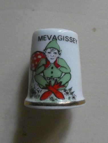 Dé coudre porcelaine - à,