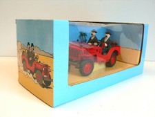 TINTIN AU PAYS DE L'OR NOIR   JEEP ROUGE DUPONDT  PLASTOY 1/18è  BON ÉTAT 1994