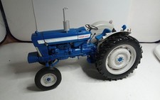 UNIVERSAL HOBBIES 1/16 TRACTOR FORD 5000 GOOD CONDITION NO BOX ge C1