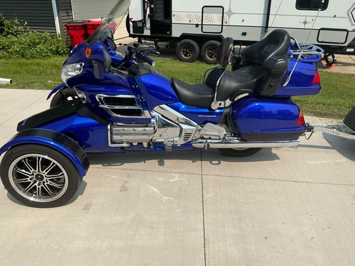 2005 honda gl1800 - 2005, a