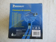 Cloueuse de paume pneumatique