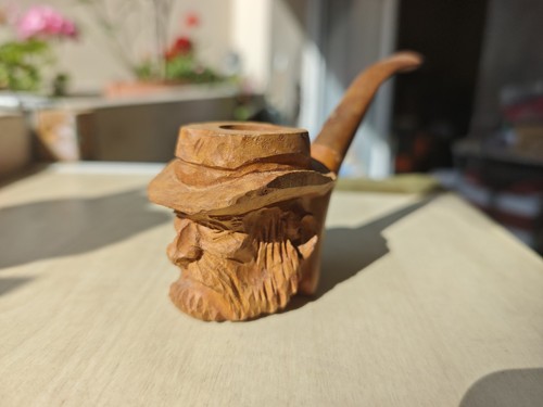 Pipe bois sculpté visage - en,