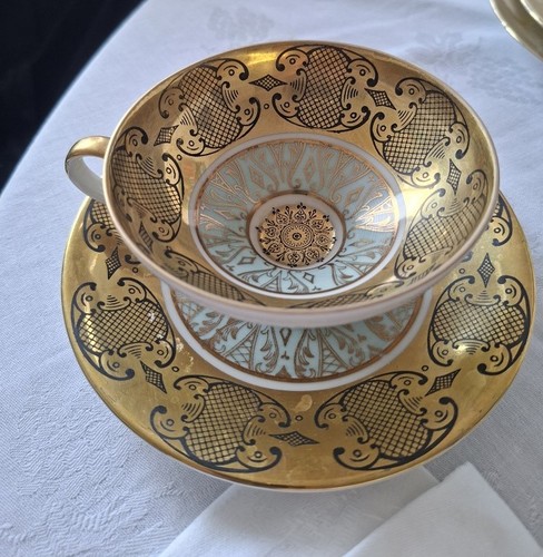 Duo tasse soucoupe ancienne - et,