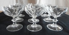 Lot de 9 coupes à champagne